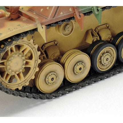 Tamiya 1/35 German Jagdpanzer IV/70(V) Lang Tank Plastic Model Kit TAM35340
