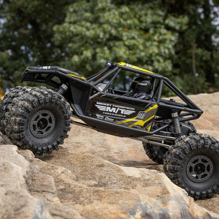 Axial UTB10 Capra 1.9 4WS Unlimited Trail Buggy 1/10 RTR 4WD Rock Crawler Yellow