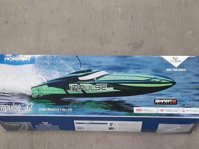 Pro Boat Impulse 32" Deep-V RTR Brushless Boat White/Red PRB08037T2 New!!