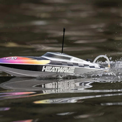 Proboat Recoil 2 18" Self-Righting Brushless Deep-V Boat RTR Heatwave PRB08053T2