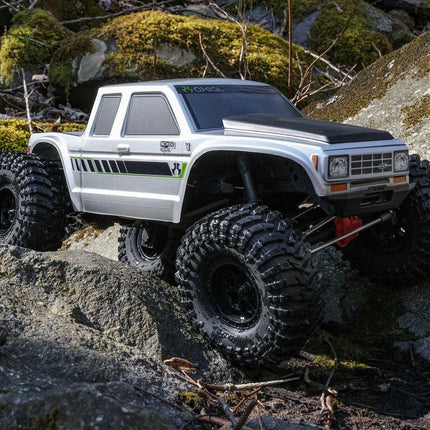 Axial SCX10 III Coyote 1/10 RTR 4WD Electric Rock Crawler (Silver) AXI2036T1