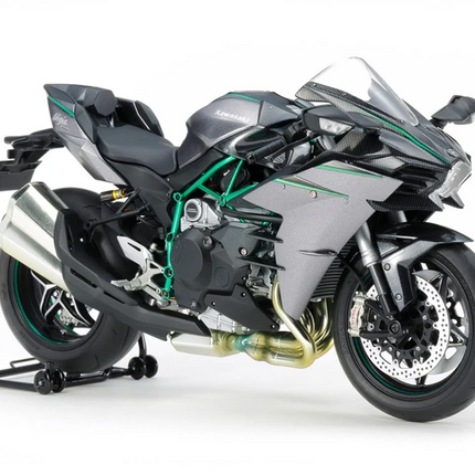 Tamiya 1/12 Kawasaki Ninja H2 Carbon Motorcycle Model Kit TAM14136