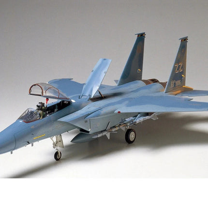 Tamiya 1/32 McDonnell Douglas F-15C Eagle Plastic Model Kit TAM60304