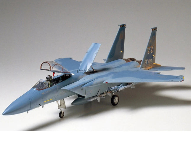 Tamiya 1/32 McDonnell Douglas F-15C Eagle Plastic Model Kit TAM60304