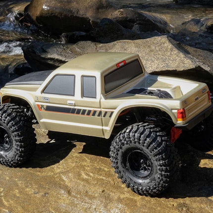 Axial SCX10 III Coyote 1/10 RTR 4WD Electric Rock Crawler (Gold) AXI3071