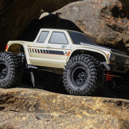 Axial SCX10 III Coyote 1/10 RTR 4WD Electric Rock Crawler (Gold) AXI3071