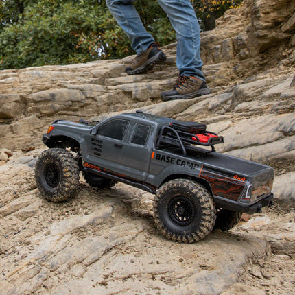 Axial 1/10 SCX10 III Base Camp 4X4 Rock Crawler Brushed RTR, Gray AXI1375T2