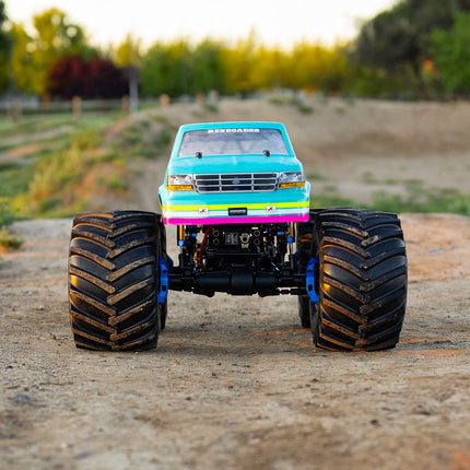 JConcepts Reactor Stage 2 Wolf 1/10 Electric 4x4 Monster Truck Kit Classic 9008