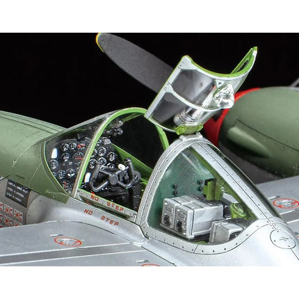 Tamiya Lockheed P-38 J Lightning 1/48 Model Airplane Kit TAM61123