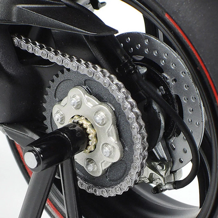 Tamiya 1/12 Ducati Superleggera V4 Motorcycle Model Kit TAM14140