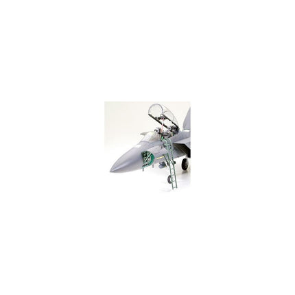 Tamiya 1/32 F-15E Strike Eagle Plastic Model Kit [TAM60312]