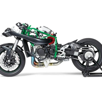 Tamiya 1/12 Kawasaki Ninja H2R Motorcycle Model Kit TAM14131