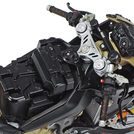 Tamiya 1/12 Ducati Superleggera V4 Motorcycle Model Kit TAM14140