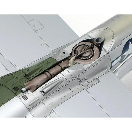 Tamiya Lockheed P-38 J Lightning 1/48 Model Airplane Kit TAM61123