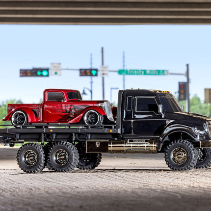 Traxxas TRX-6 1/10 6x6 Ultimate RC Hauler Flatbed Tow Truck w/TQi 2.4GHz Radio & Pro Scale Winch TRA88086-84-BLK