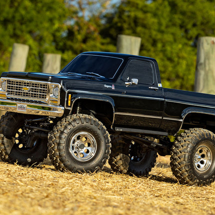 Traxxas TRX-4 1/10 High Trail Edition RC Crawler w/'79 Chevy K10 Truck Body &/TQi 2.4GHz Radio TRA92056-4