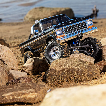 Traxxas TRX-4M 1/18 High Trail Edition Micro Rock Crawler w/Ford F-150 Body & TQ 2.4GHz Radio TRA97044-1
