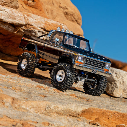 Traxxas TRX-4M 1/18 High Trail Edition Micro Rock Crawler w/Ford F-150 Body & TQ 2.4GHz Radio TRA97044-1