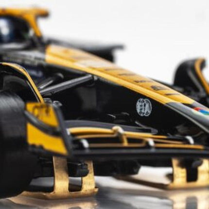 McLaren F1 MCL38 #81 AU AFX22104